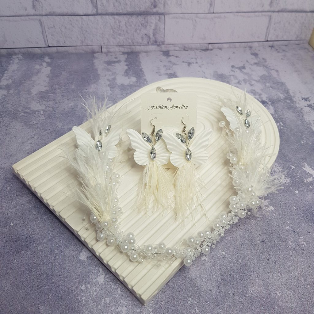 ریسه مو پروانه ای